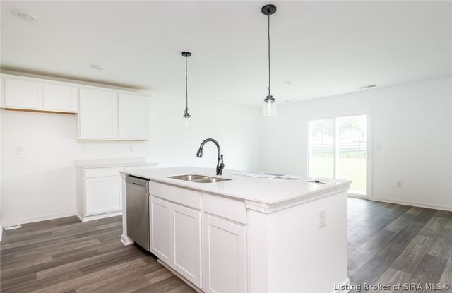 8004 Schrieber Road, Floyds Knobs, IN 47119