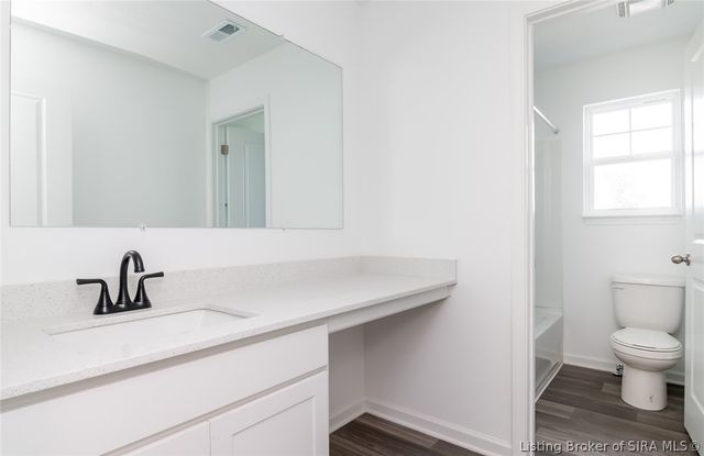 8004 Schrieber Road, Floyds Knobs, IN 47119