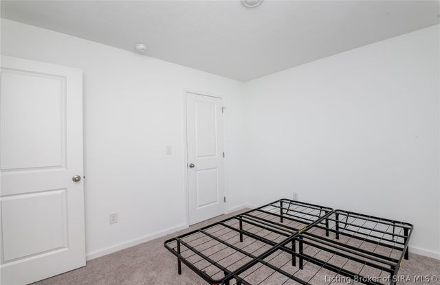8004 Schrieber Road, Floyds Knobs, IN 47119