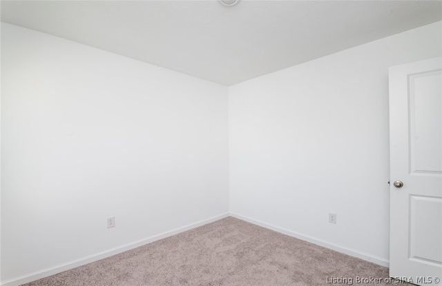 8004 Schrieber Road, Floyds Knobs, IN 47119