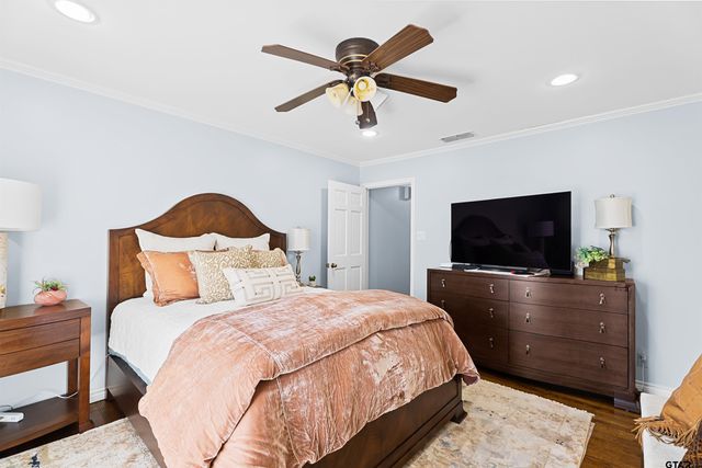 143 Williamsburg Ln, Bullard, TX 75757