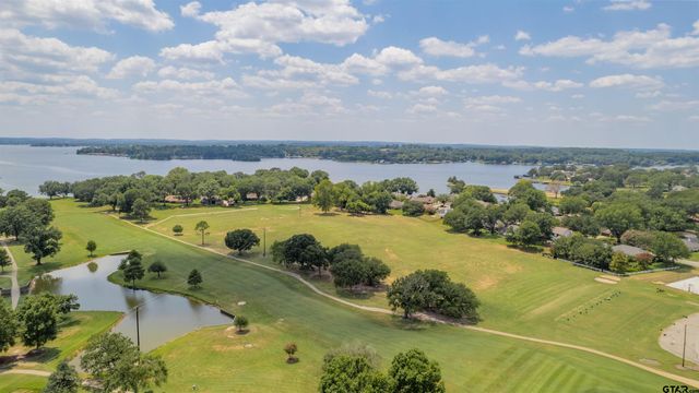 143 Williamsburg Ln, Bullard, TX 75757