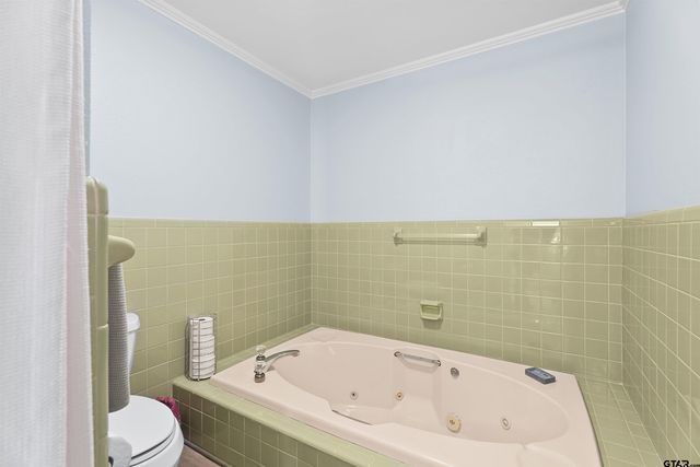 143 Williamsburg Ln, Bullard, TX 75757