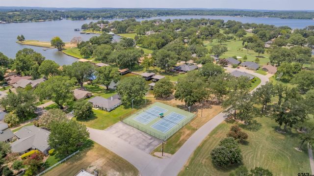 143 Williamsburg Ln, Bullard, TX 75757