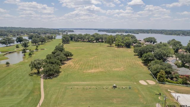 143 Williamsburg Ln, Bullard, TX 75757