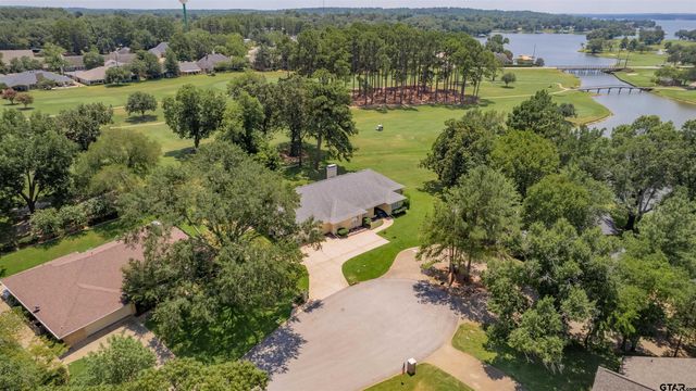 143 Williamsburg Ln, Bullard, TX 75757