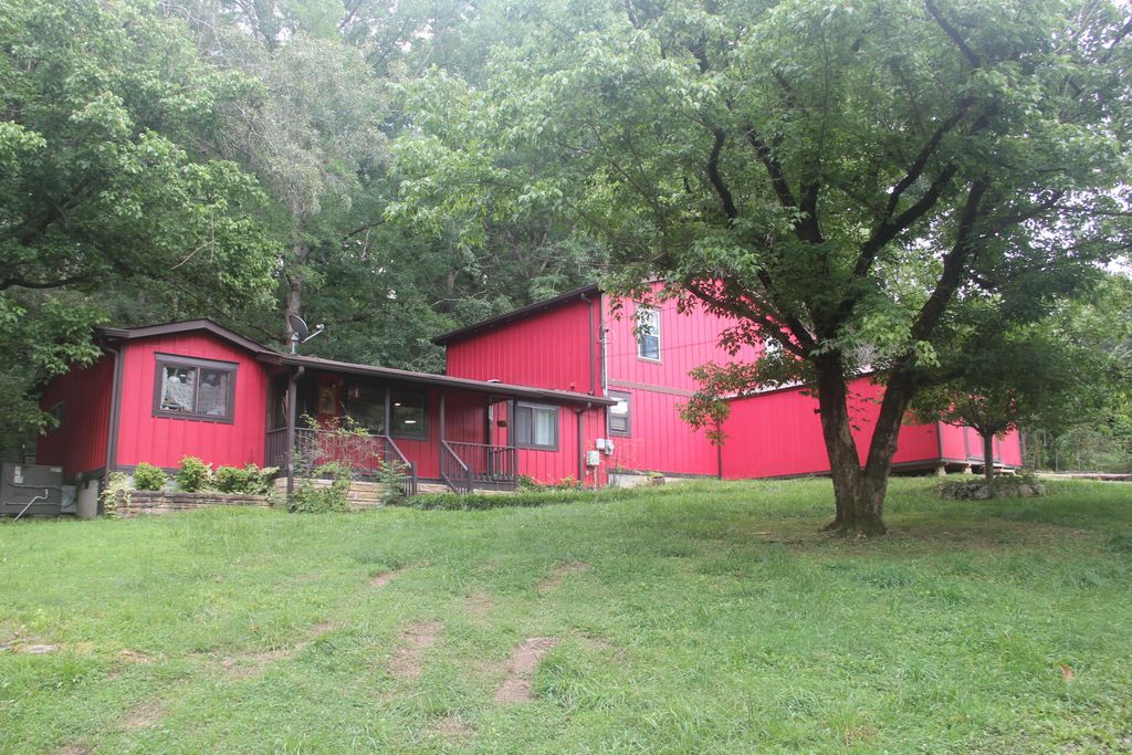 717 Long Hollow Road, Rock Spring, GA 30739