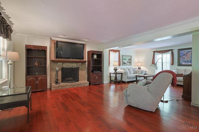 6202 N Shadowhill Way, Miami Twp, OH 45140