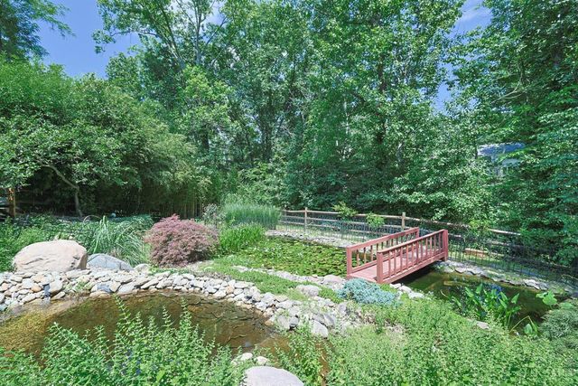6202 N Shadowhill Way, Miami Twp, OH 45140