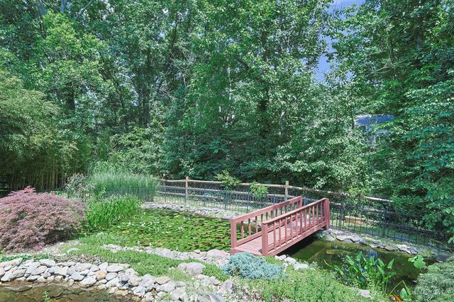6202 N Shadowhill Way, Miami Twp, OH 45140