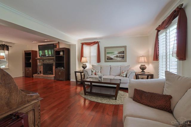 6202 N Shadowhill Way, Miami Twp, OH 45140