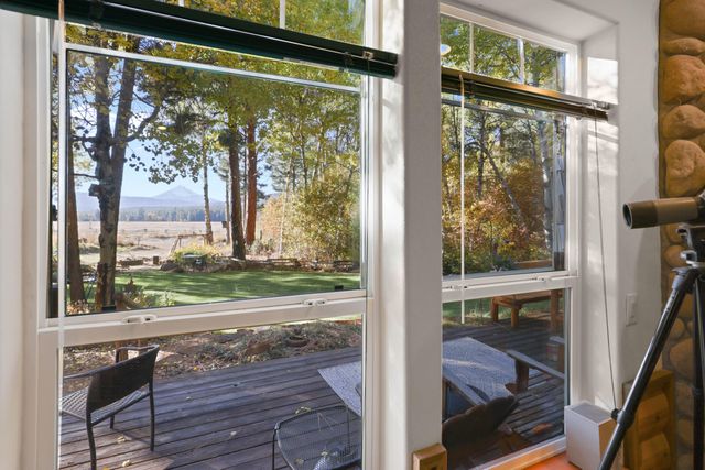 24850 Westside Road, Klamath Falls, OR 97601