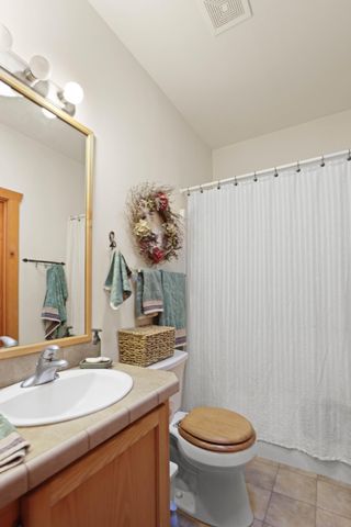 24850 Westside Road, Klamath Falls, OR 97601