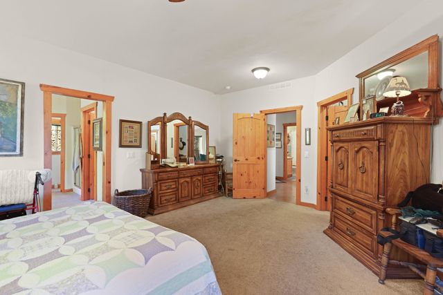 24850 Westside Road, Klamath Falls, OR 97601