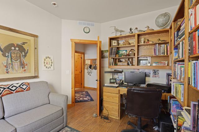 24850 Westside Road, Klamath Falls, OR 97601