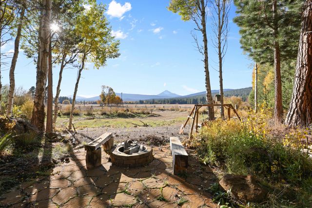 24850 Westside Road, Klamath Falls, OR 97601