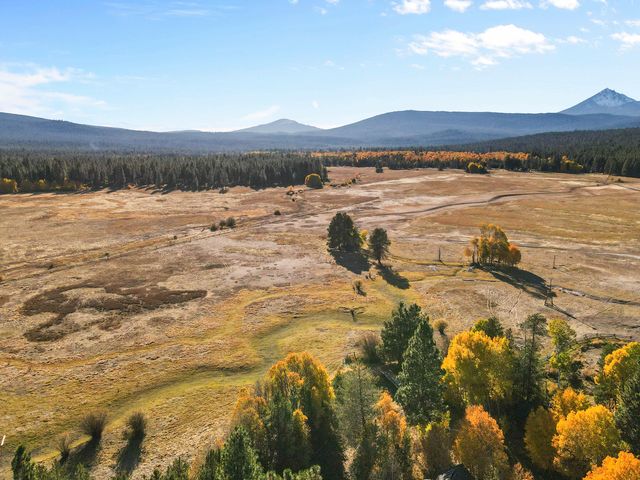 24850 Westside Road, Klamath Falls, OR 97601