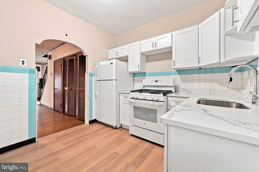 2108 S WOODSTOCK ST, PHILADELPHIA, PA 19145 — photo 3