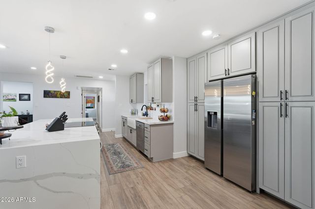 5328 E VERDE Lane, Phoenix, AZ 85018