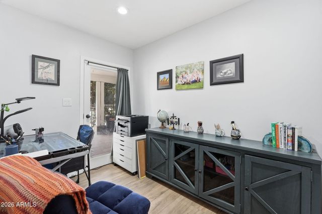 5328 E VERDE Lane, Phoenix, AZ 85018