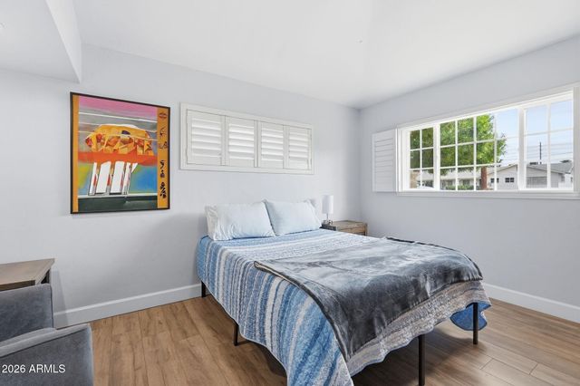 5328 E VERDE Lane, Phoenix, AZ 85018