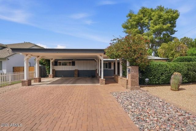 5328 E VERDE Lane, Phoenix, AZ 85018