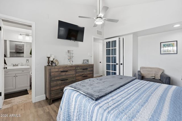 5328 E VERDE Lane, Phoenix, AZ 85018