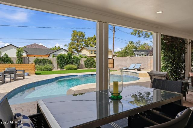 5328 E VERDE Lane, Phoenix, AZ 85018