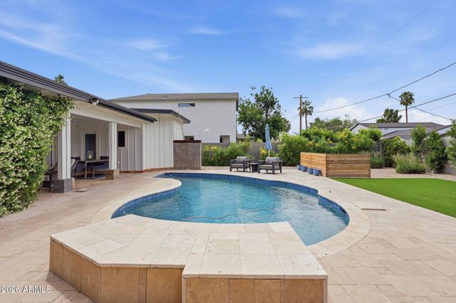 5328 E VERDE Lane, Phoenix, AZ 85018