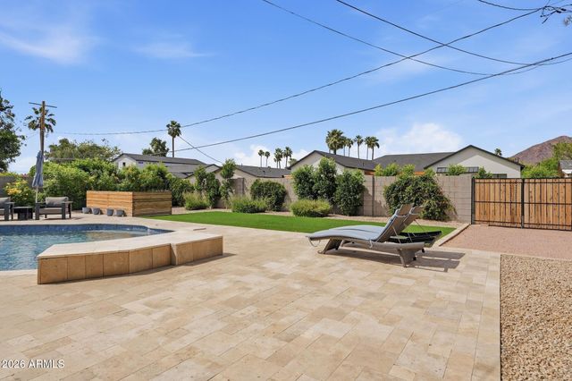 5328 E VERDE Lane, Phoenix, AZ 85018