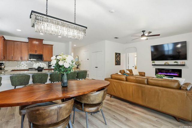 4423 Bay, San Antonio, TX 78259