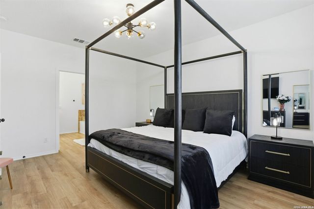 4423 Bay, San Antonio, TX 78259