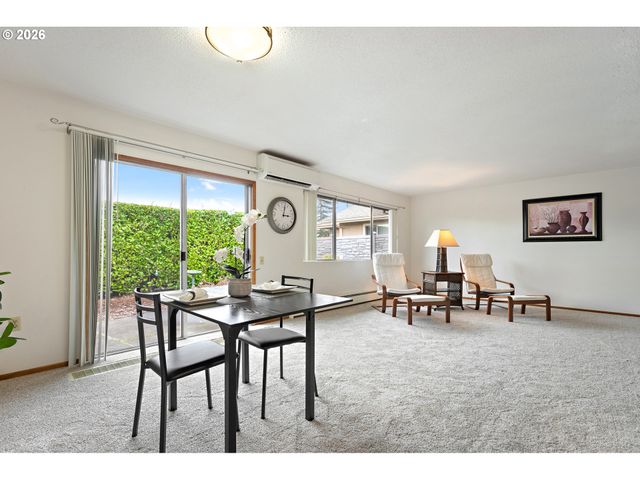 16590 Sw KING CHARLES Ave, King City, OR 97224