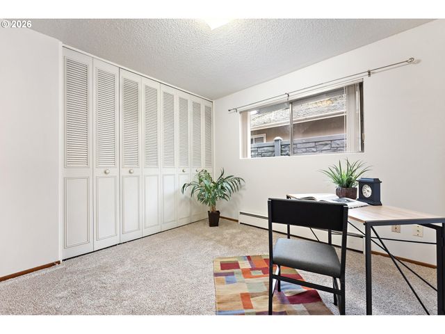 16590 Sw KING CHARLES Ave, King City, OR 97224