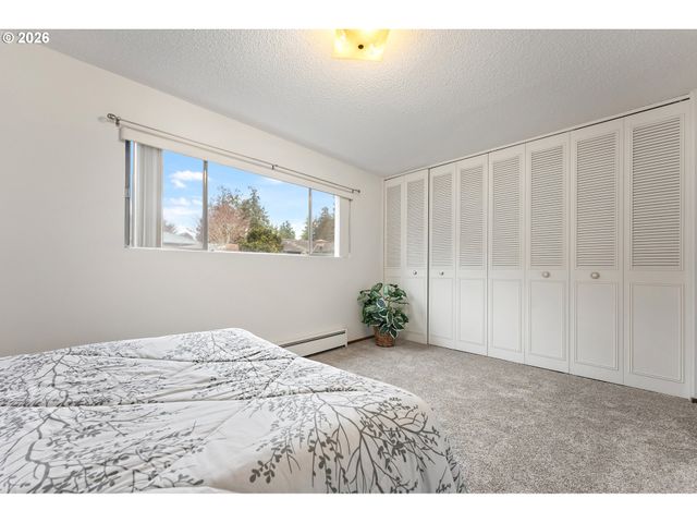 16590 Sw KING CHARLES Ave, King City, OR 97224