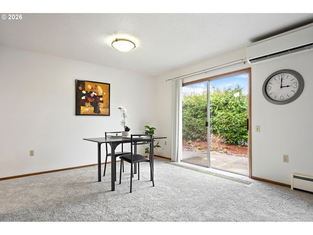 16590 Sw KING CHARLES Ave, King City, OR 97224