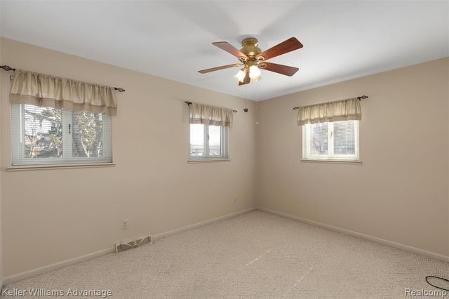 4652 Parker Street, Dearborn Heights, MI 48125