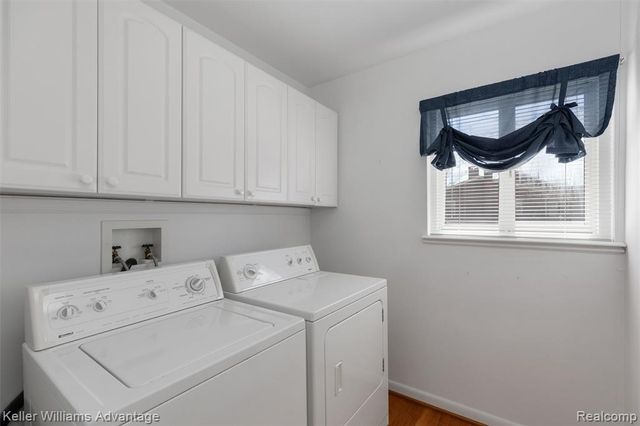 4652 Parker Street, Dearborn Heights, MI 48125