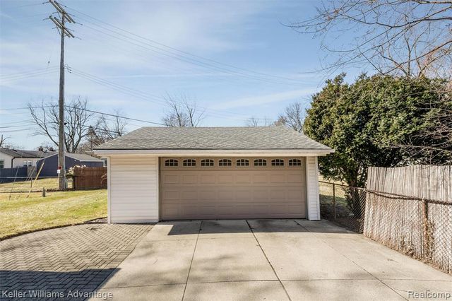 4652 Parker Street, Dearborn Heights, MI 48125