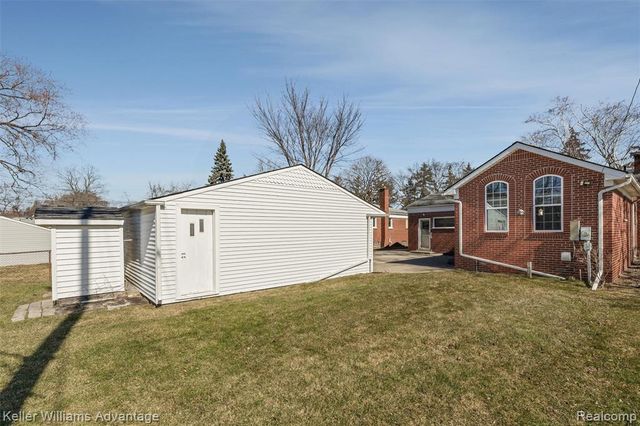 4652 Parker Street, Dearborn Heights, MI 48125