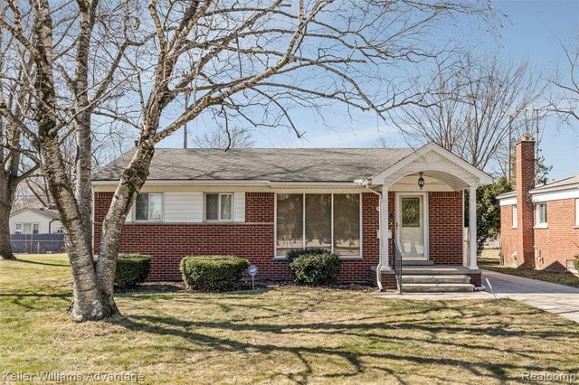 4652 Parker Street, Dearborn Heights, MI 48125