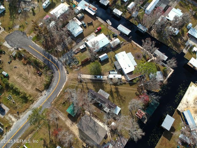 138 EDGEWATER Road, Satsuma, FL 32189