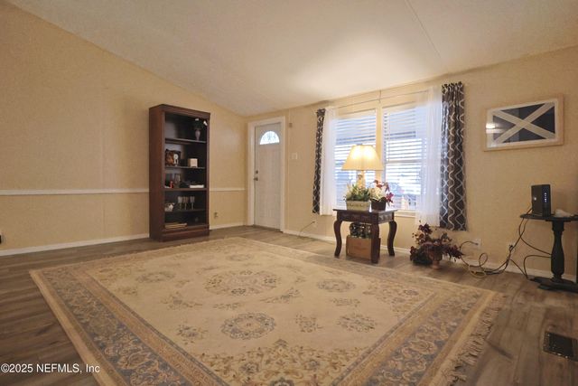 138 EDGEWATER Road, Satsuma, FL 32189