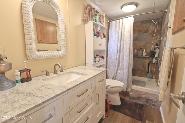 138 EDGEWATER Road, Satsuma, FL 32189