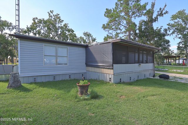138 EDGEWATER Road, Satsuma, FL 32189