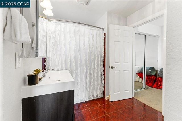 16543 Hannah Dr, San Leandro, CA 94578