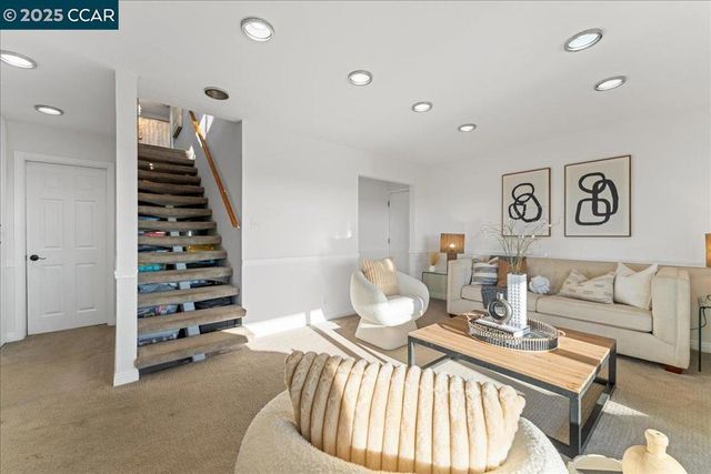 16543 Hannah Dr, San Leandro, CA 94578