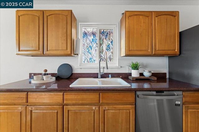 16543 Hannah Dr, San Leandro, CA 94578