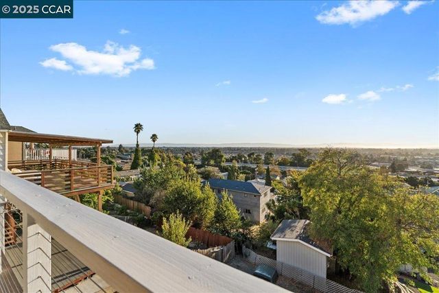 16543 Hannah Dr, San Leandro, CA 94578