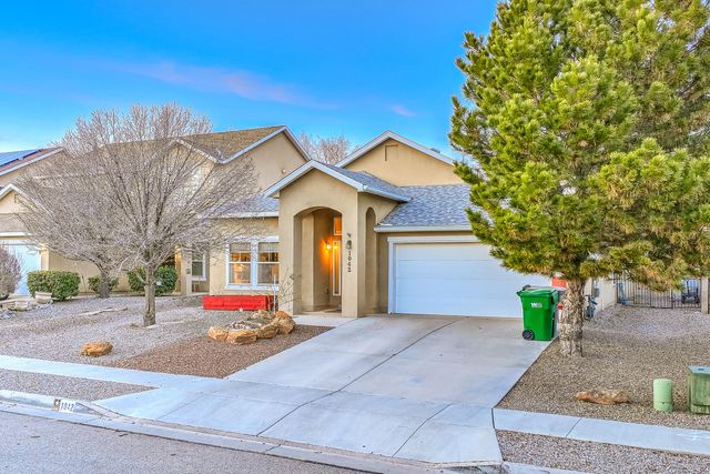 1042 Reynosa Loop SE, Rio Rancho, NM 87124